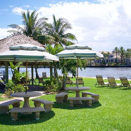 Royal Flamingo Villas Hillsboro Beach Exterior photo